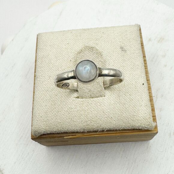 Sterling Silver Moonstone Ring Dainty Cabochon Boho Size 7 Natural Stone Jewelry - Picture 2 of 11